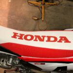Honda CR250R Seat Cover (1989-1995) – Ultragrip, Red and White