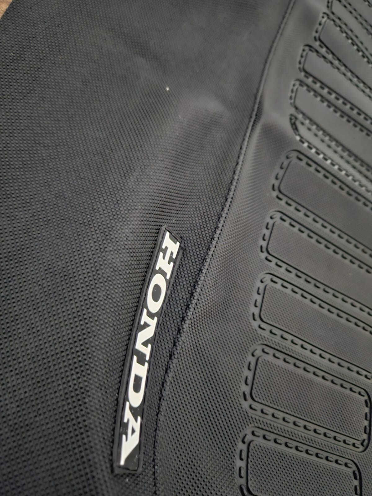 XR400R XR400 XR 400 Seat Cover â Full Black UltraGrip Anti-Slip â Fast ship DHL - Image 4