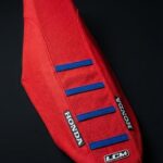 Seat Cover UltraGrip for Honda CRF250R CRF 250 2022 / 2026 â Red with Blue Ribs