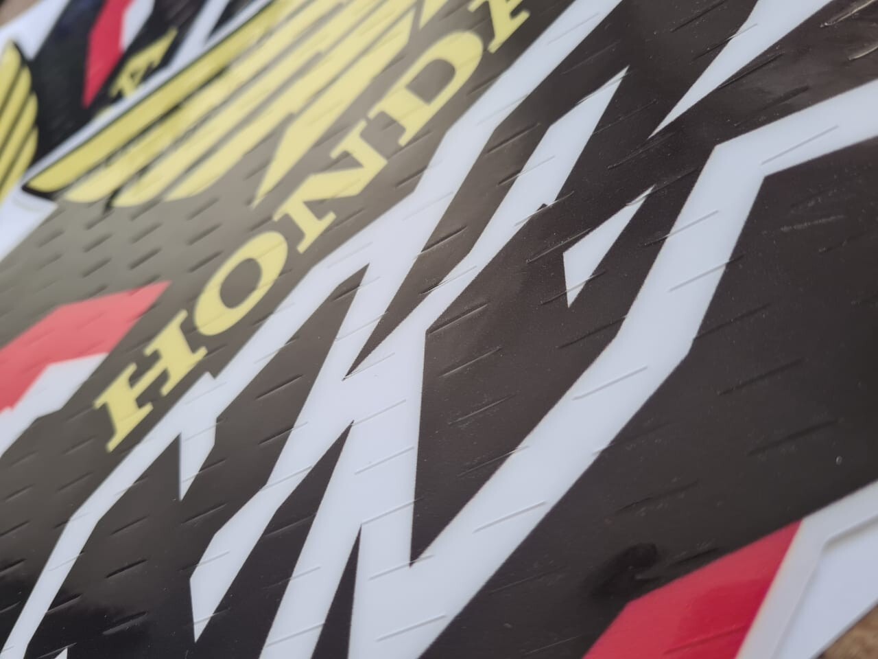 Tank Decals for Honda XR600R 1998 â Black Red Glossy â Fast DHL Ship - Image 2