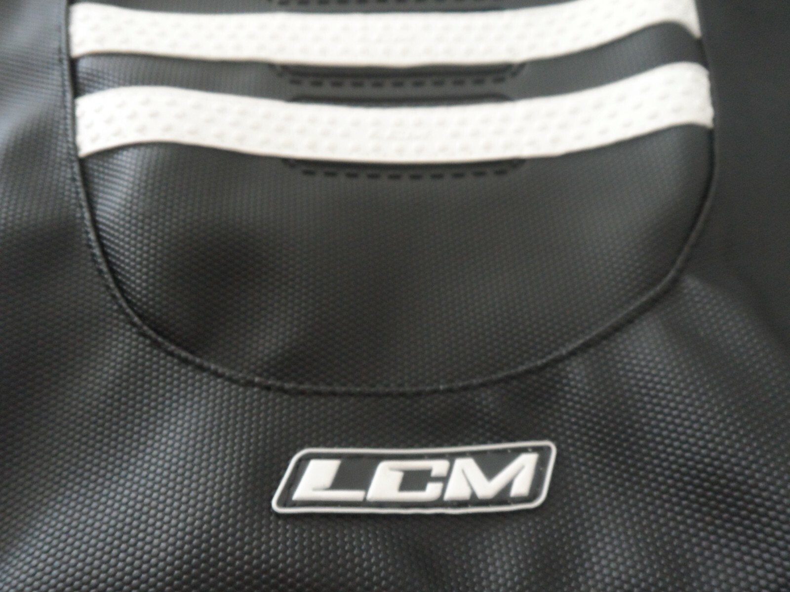 Seat Cover Yamaha Banshee 350 YFZ350 Black/White LCM Gripper DHL Ship - Image 8